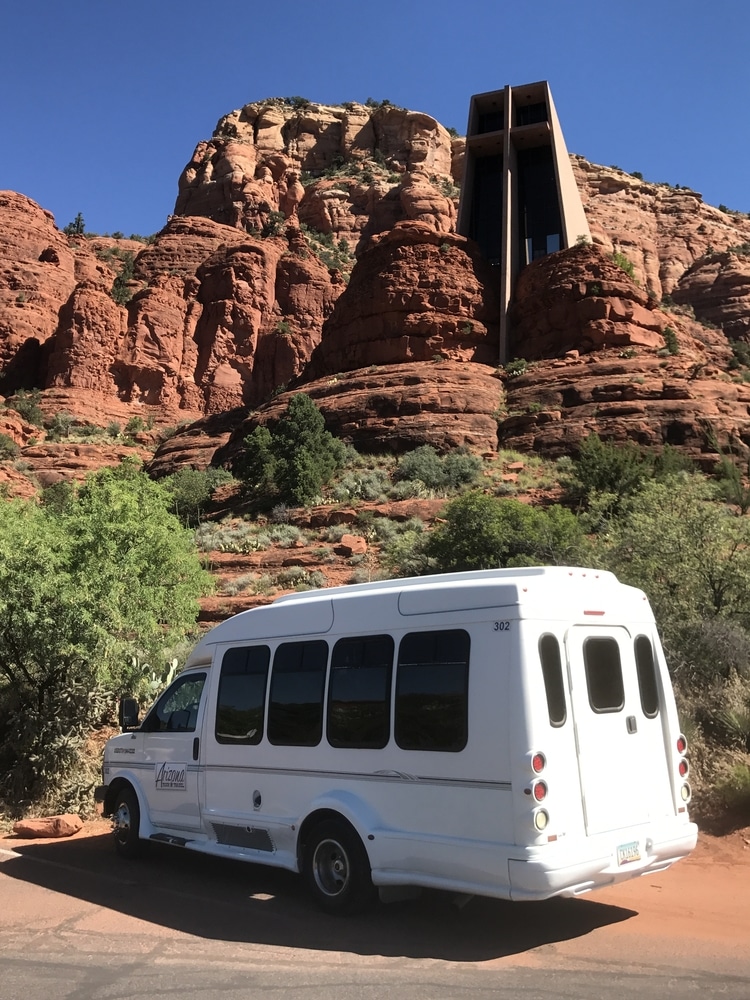 Sedona,,Az-,August,24:,Tour,Shuttle,At,Chapel,Of,The